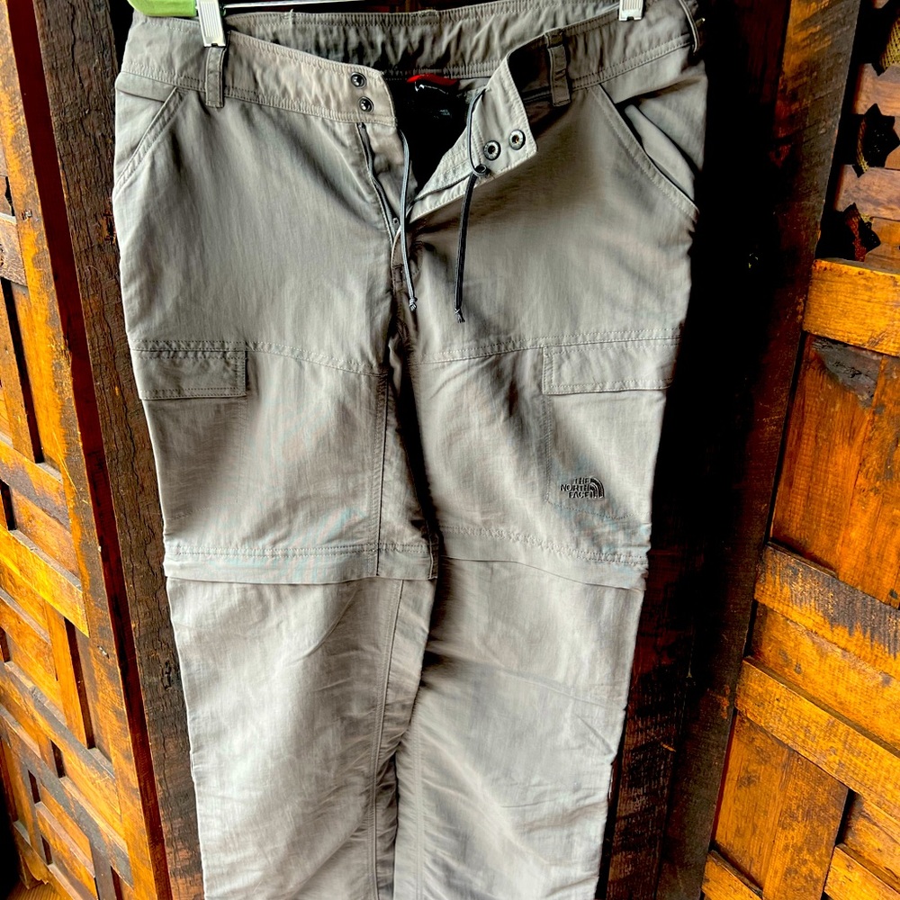 North face pants. Unzip at the knee to make into shorts. Never worn.